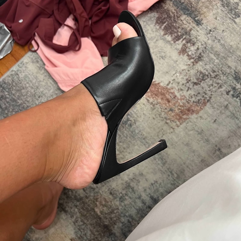Schutz danni heels size 10